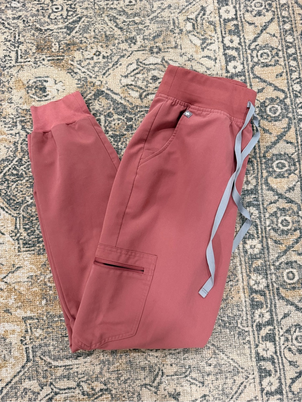Figs- Mauve- highwaisted joggers.